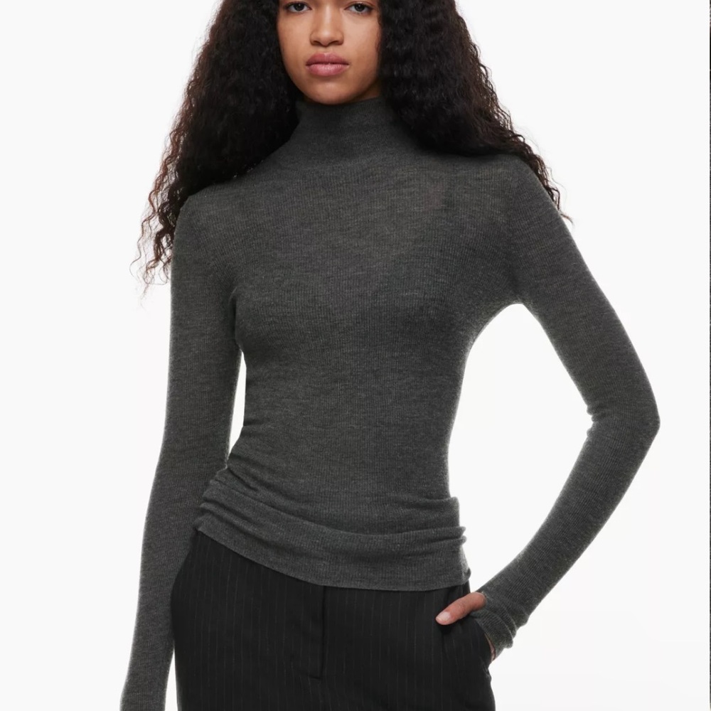 aritzia merino wool archer turtleneck sweater